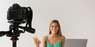 Clipgenerator: crea un video online dalle tue fotografie Clipgenerator: crea un video online dalle tue fotografie