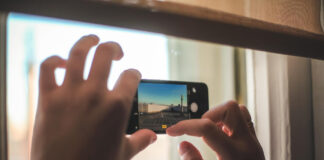 Cameroid: come scattare foto con la tua webcam in maniera divertente Cameroid: come scattare foto con la tua webcam in maniera divertente