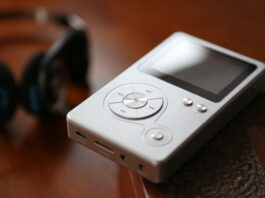 Mp32flv: converti mp3 in video e caricali su YouTube e Facebook in un click Mp32flv: converti mp3 in video e caricali su YouTube e Facebook in un click