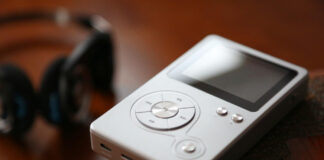 Mp32flv: converti mp3 in video e caricali su YouTube e Facebook in un click Mp32flv: converti mp3 in video e caricali su YouTube e Facebook in un click