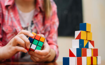 Gioca al cubo di Rubik su Nuove Notizie Gioca al cubo di Rubik su Nuove Notizie