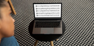 Midi Sheet Music: da basi midi a spartiti musicali Midi Sheet Music: da basi midi a spartiti musicali