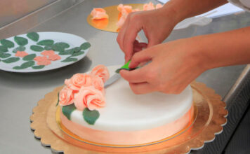 Decorare la Torta online: Gioco per Bambini Decorare la Torta online: Gioco per Bambini