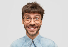 Caricature sulle vostre fotografie gratis da Moronface Caricature sulle vostre fotografie gratis da Moronface