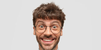 Caricature sulle vostre fotografie gratis da Moronface Caricature sulle vostre fotografie gratis da Moronface