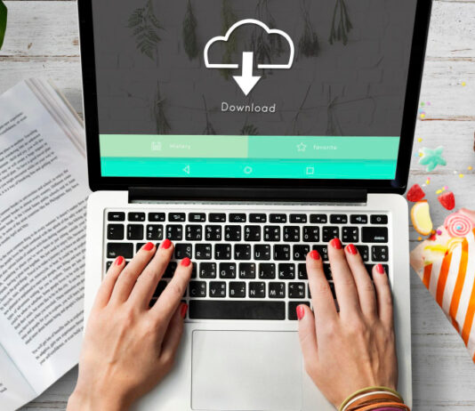 File Sharing, da Napster ai giorni Nostri File Sharing, da Napster ai giorni Nostri