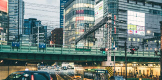 I problemi del traffico cittadino nelle grandi città I problemi del traffico cittadino nelle grandi città