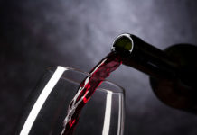 Acquisto di vini: sempre più persone si rivolgono ad enoteche online