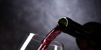 Acquisto di vini: sempre più persone si rivolgono ad enoteche online Acquisto di vini: sempre più persone si rivolgono ad enoteche online