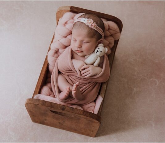 L'importanza Di Effettuare Un Servizio Fotografico Newborn Entro 2 Settimane Di Vita Del Neonato