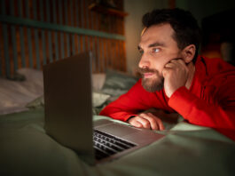 Italiani Sempre Più Connessi: Cosa Cercano Sul Web Italiani Sempre Più Connessi: Cosa Cercano Sul Web