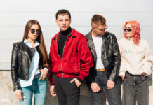 Abbigliamento Streetwear In Crescita. L'eco Della Strada Che Risuona Nella Moda