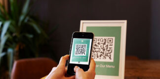 Perché un QR Code Ben Fatto Aumenta Le Interazioni Su Vetrine, Biglietti e Materiali Cartacei